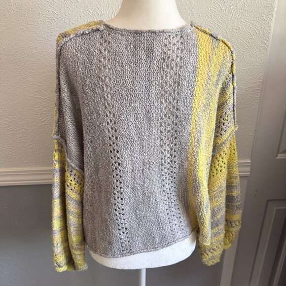 Free People Cropped Knit Sweater - Size Small - Picture 3 of 3